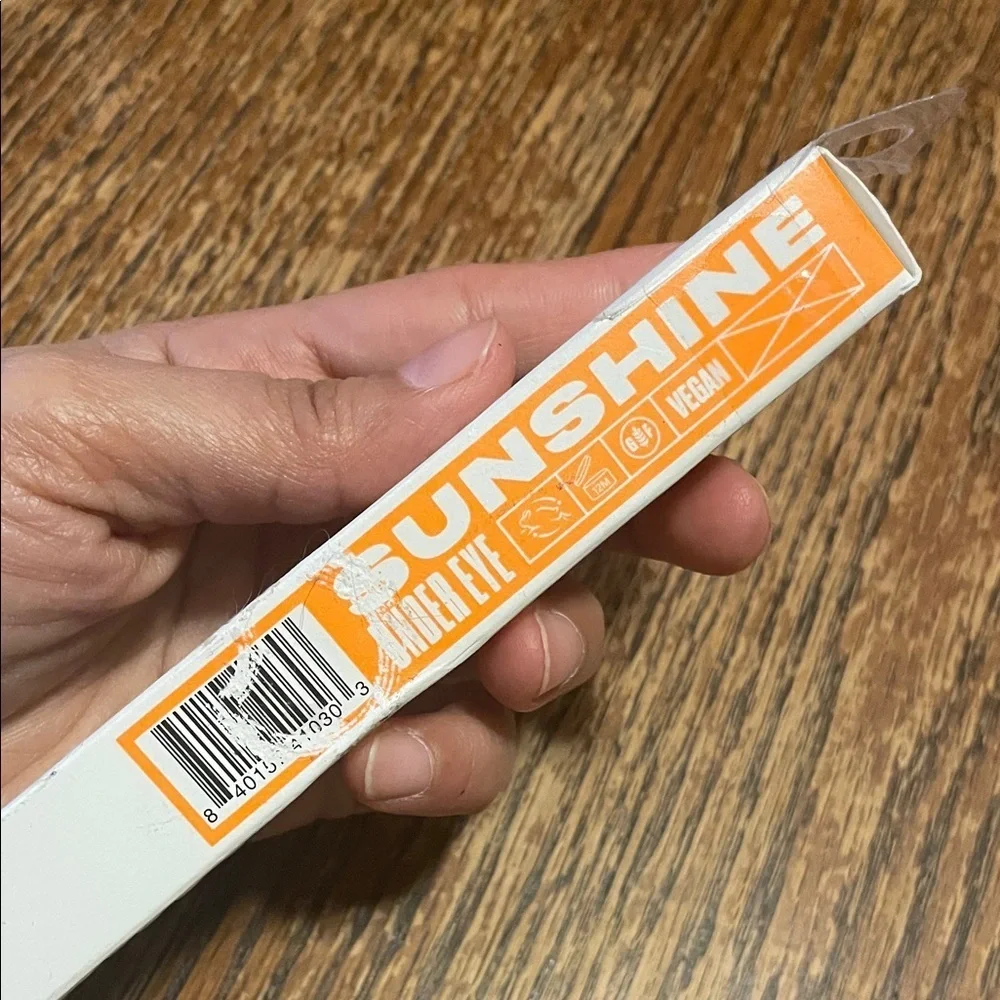Milk Makeup Clear  3 in 1 under eye tint +brightener